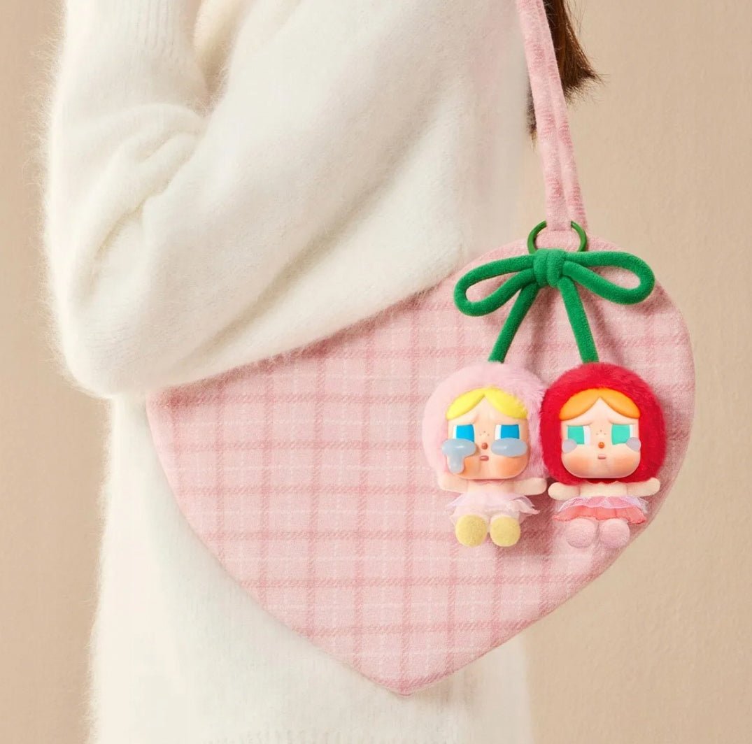 POP MART - CRYBABY Crying For Love Vinyl Plush Hanging Card (Love You Cherry Much) | Brelok - KICKOMI