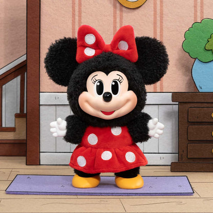 Disney Mickey Family Cute Together – Minnie