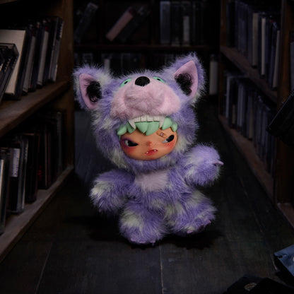Hirono After Dark Plush Doll Pendant – Off Script, pluszowa zawieszka