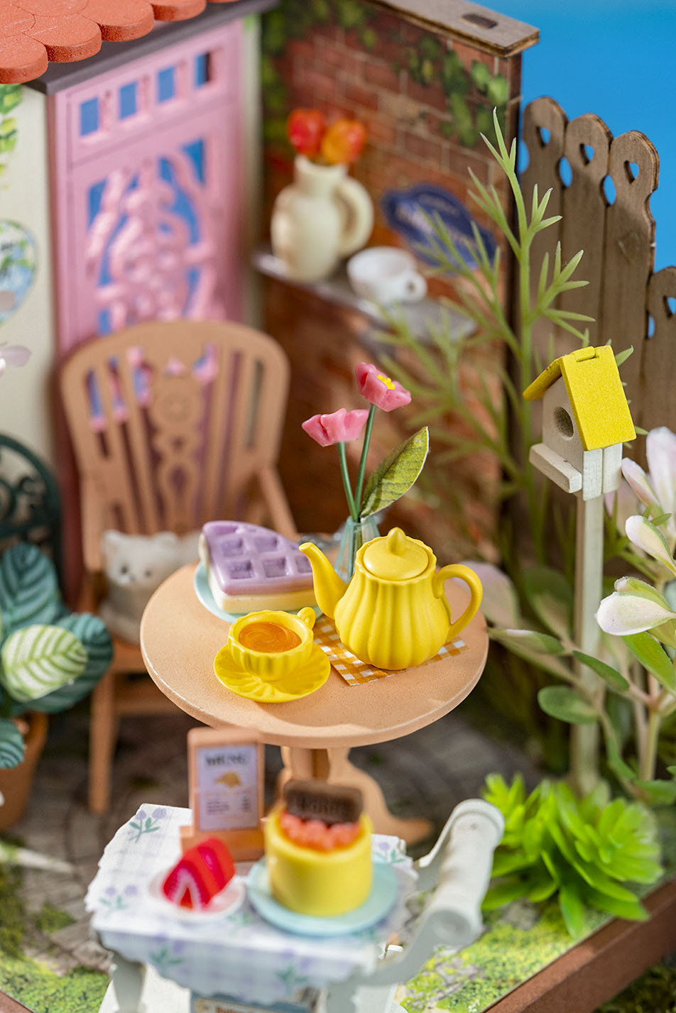 Rolife Fancy Tea Yard