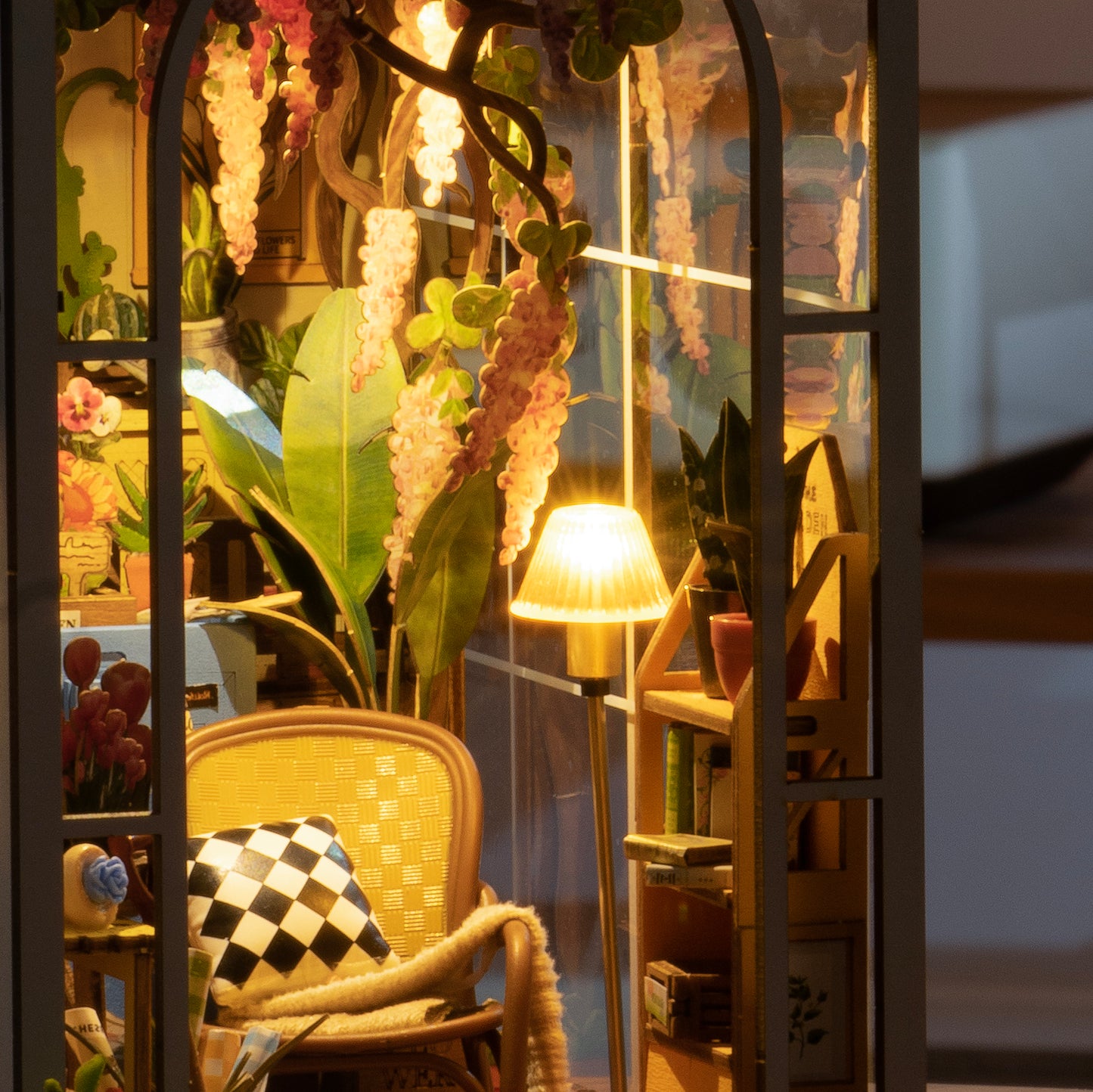 Rolife Garden House
