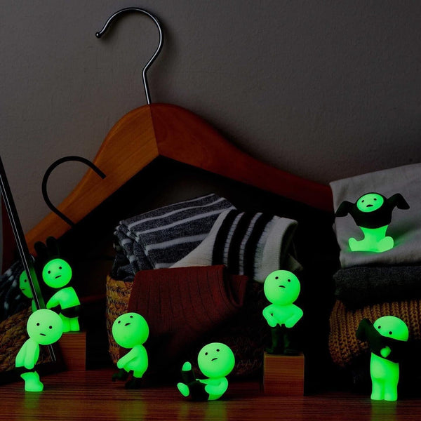 Dreams - Smiski Dressing Series Glow in the dark | Blind Box Figurka Kolekcjonerska - KICKOMI