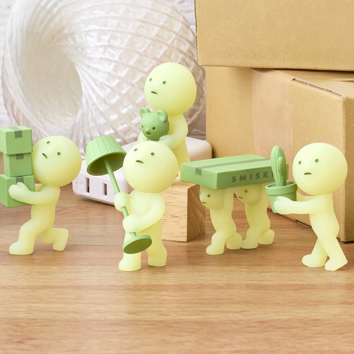 Dreams - SMISKI Moving Glow in the dark! | Blind Box Figurka Kolekcjonerka - KICKOMI