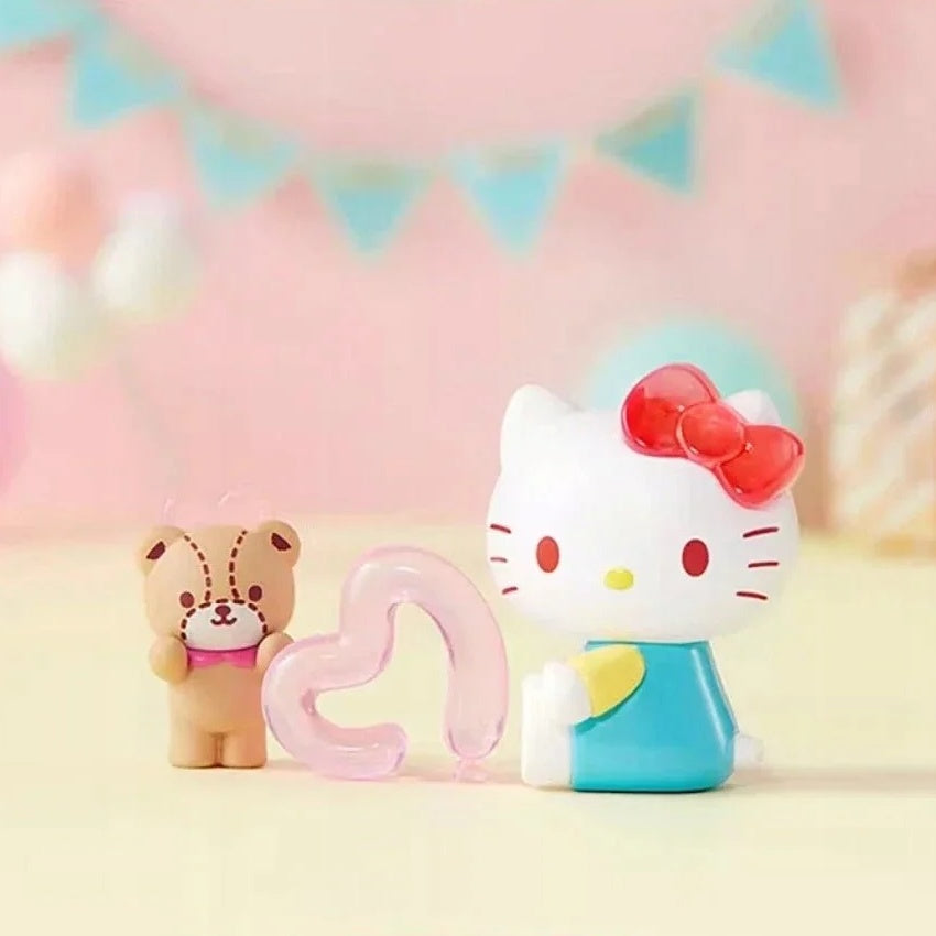Hello Kitty Balloon Celebration – Heart Balloon