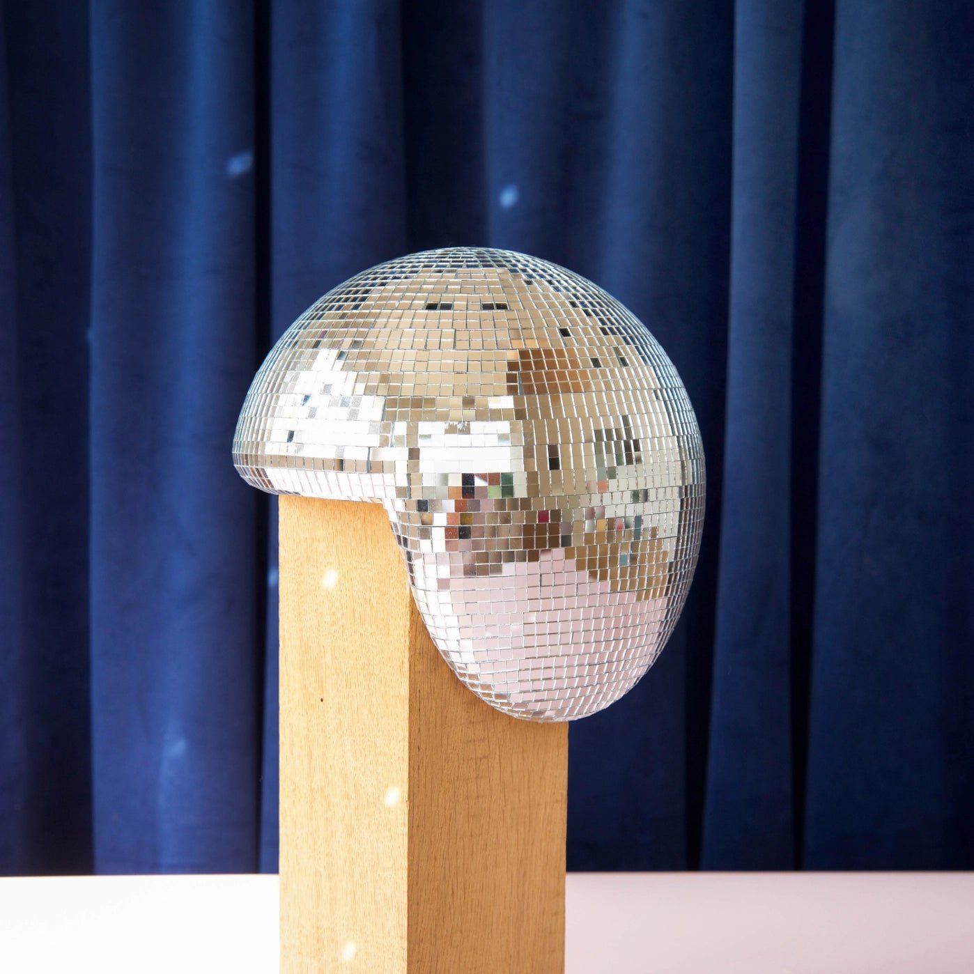 KICKOMI - Roztopiona kula disco na półkę | 20 cm - KICKOMI