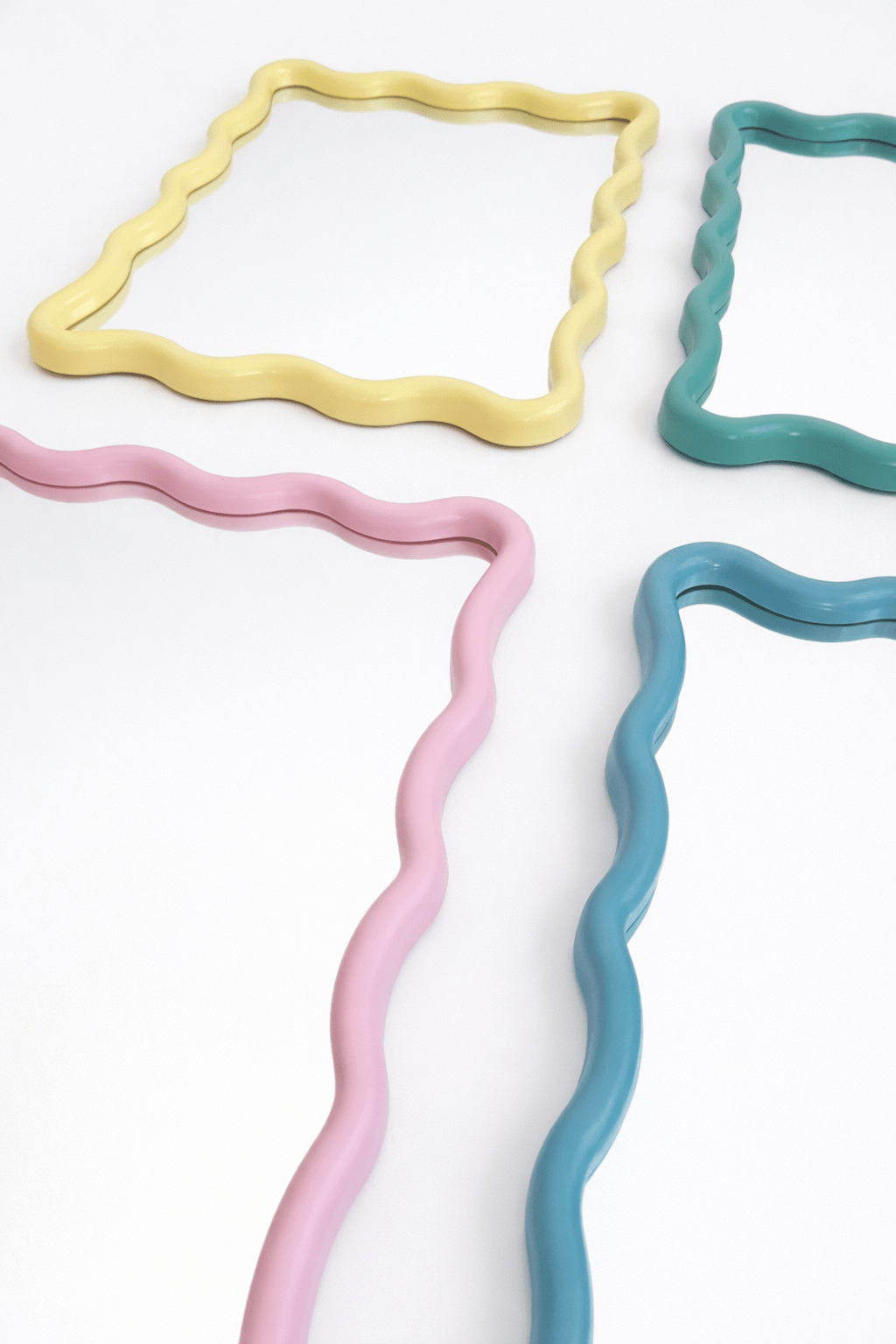 KICKOMI - Lustro Wave Design - KICKOMI