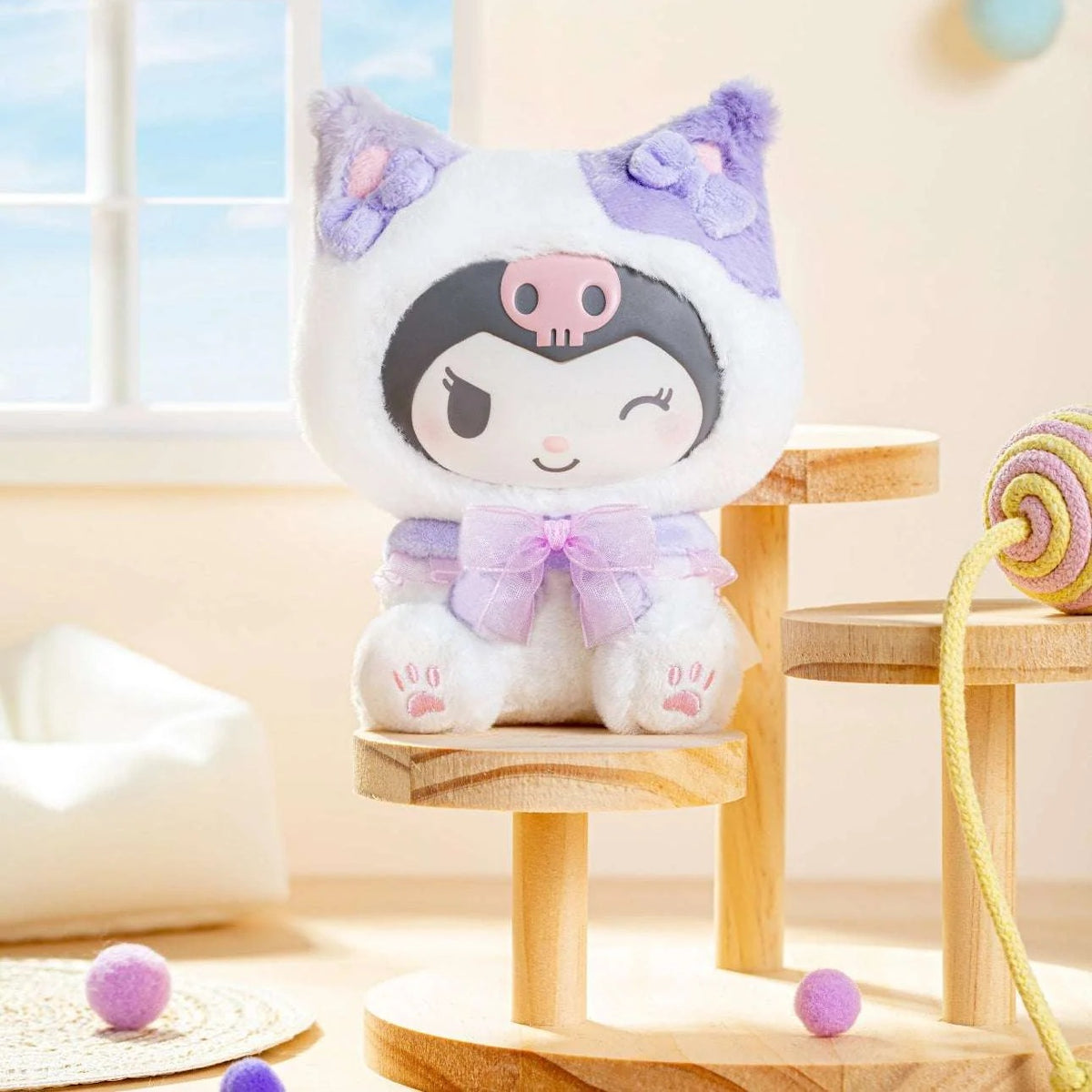 Sanrio Characters Play with Kittens – Kuromi