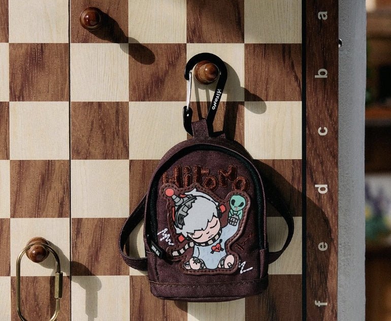 POP MART - Hirono Echo Series Rooted in Memory Mini Bag | Blind Box Mini Plecak - KICKOMI