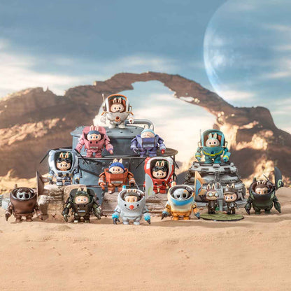 POP MART - Labubu THE MONSTERS × Kow Yokoyama Ma.k. Series | Blind Box Figurka Kolekcjonerska - KICKOMI