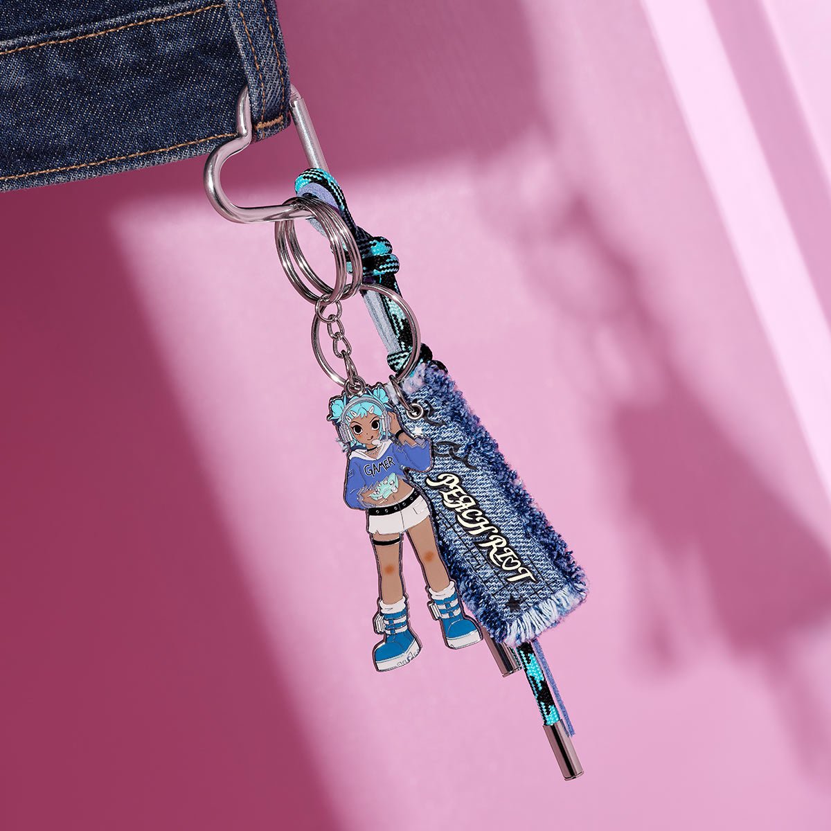 POP MART - Peach Riot Rush Hour Series Pendant - KICKOMI