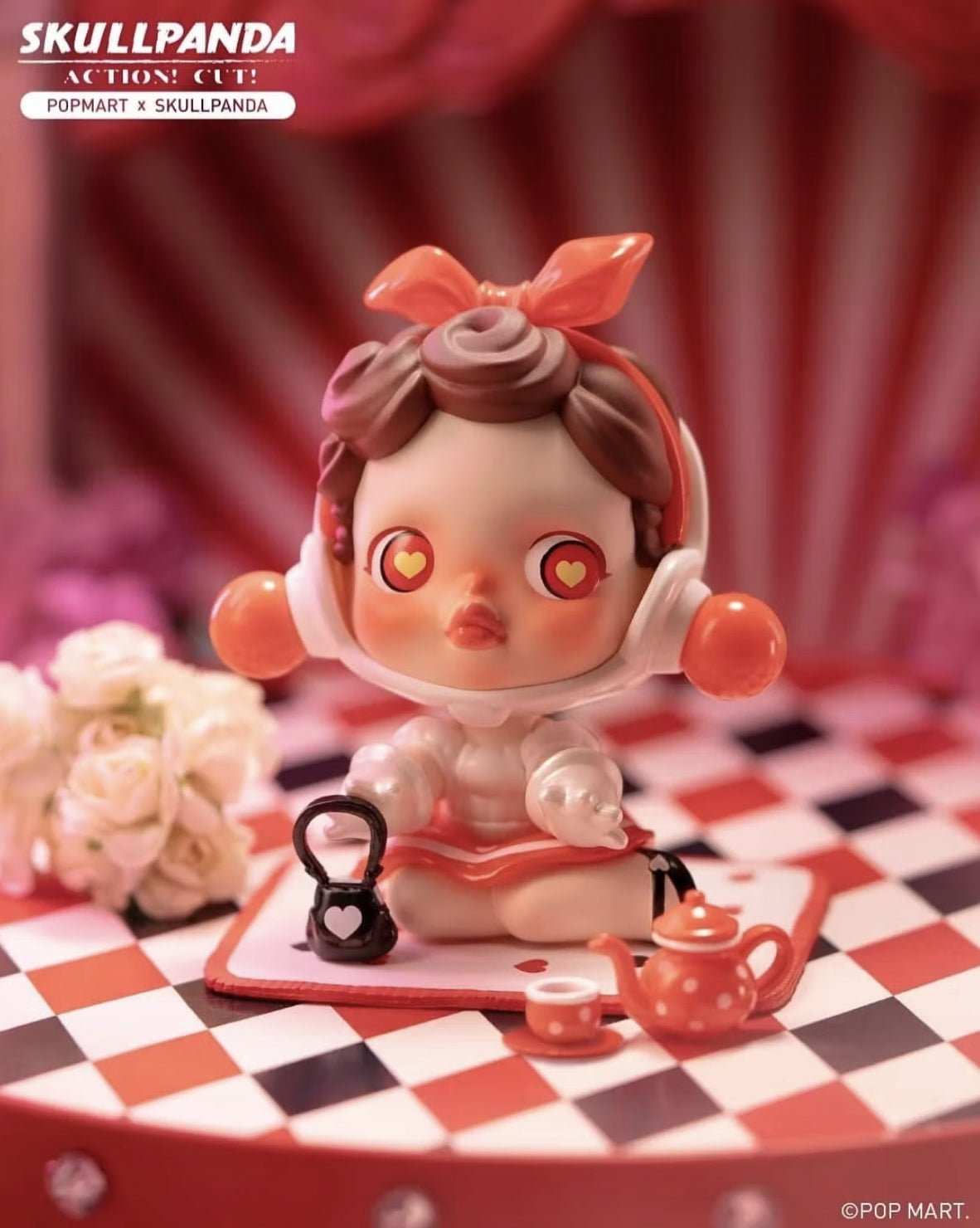 SKULLPANDA Action Cut! – figurka POP MART | Kickomi – KICKOMI
