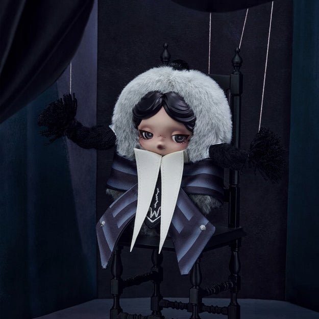 POP MART - SKULLPANDA x WEDNESDAY Nevermore Academy Uniform | Brelok - KICKOMI