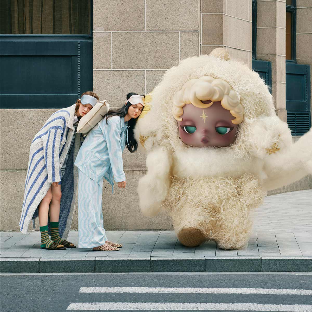 POP MART - Skullpanda You Found Me Doll - KICKOMI