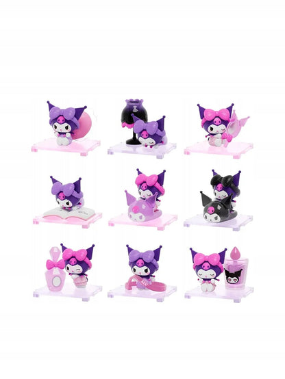 Sanrio - Kuromi Micro Cozy Cottage Mini | Blind Box Figurka Kolekcjonerska - KICKOMI