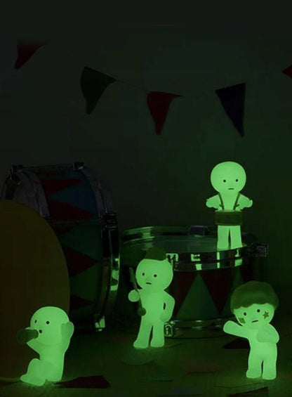 Smiski - SMISKI Cheer Series Glow in the dark | Blind Box Figurka Kolekcjonerka - KICKOMI